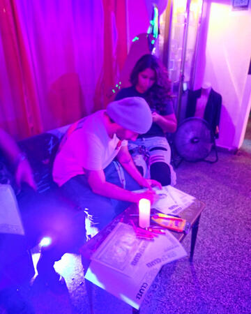 Pintando